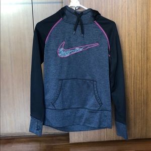 Nike thermal fit sweater